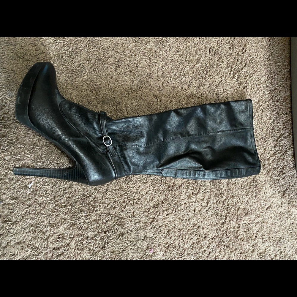 Stiletto boots